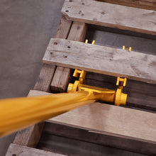 Load image into Gallery viewer, Pallet Buster Tool with Long Handle – Deck Wrecker Pallet Tool Pry Bar
