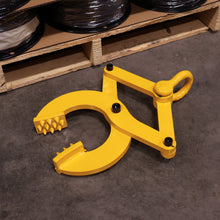 Load image into Gallery viewer, Pallet Puller Clamp in Yellow, 6000 lb pound Capacity – Pallet Grabber
