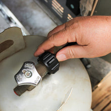Load image into Gallery viewer, Propane Hose 1 lb Converter Adapter - 16.4oz to 20lbs Converter 4ft

